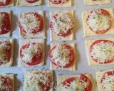 Pas rețetă Foietaj cu roșii și mozzarella 2 fotografie