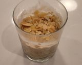 A picture of step 3 of Honey and Almond Overnight Oats.
