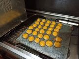 Nastar oven tangkring