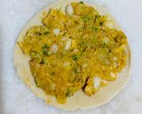 A picture of step 3 of Stuffed Aloo Paratha.