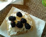A picture of step 1 of Cream cheese and Blackberries.
