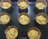Foto langkah ke 9 dari resep Muffin pisang panggang.
