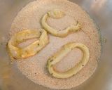 Foto del paso 3 de la receta Calamares rebozados con verduras variadas 🧅🍅🍋🧄🍆🥔