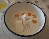 Hájas, diós kiflik recept fázis 1 fotója