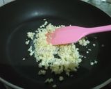 Foto langkah ke 3 dari resep Sawi Pagoda Siram Bawang Putih.