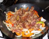 Foto del paso 6 de la receta: Salteado de cerdo al wok
