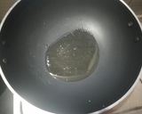 A picture of step 3 of Veg Hakka noodles.