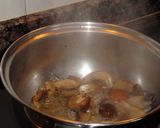 Foto del paso 1 de la receta Espaguetis marineros con salsa de setas