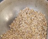 A picture of step 1 of Oats Banana Smoothie.