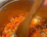 Фото кроку 1 до Вершковий суп з червоною рибою🥘.