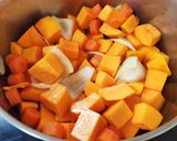 Foto del paso 2 de la receta: Crema de calabaza