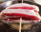 Foto del paso 2 de la receta: Veteados torreznos que están de vicio!!