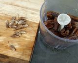 Foto del paso 7 de la receta Bizcocho de calabacín y algarroba
