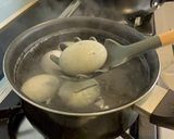 香菜炒皮蛋的食譜步驟1照片