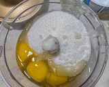 صورة لخطوة 1 من وصفة كيكة الزبادي و النيسكافيه 🥧