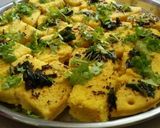 रवा ढोकळा (rava dhokla recipe in marathi) रेसिपी स्टेप 6 फोटो 