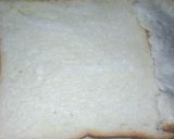 Foto langkah ke 2 dari resep Stup Roti Milky Stroberi.