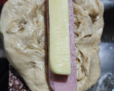 Foto del paso 5 de la receta: Pan casero relleno de jamón y muzzarella
