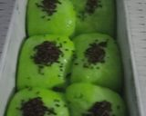 Foto langkah ke 6 dari resep Roti sobek pandan isi coklat.