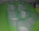 Foto langkah ke 5 dari resep Puding Kaca Mawar.