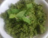 A picture of step 3 of Sukhi bhel chutney.
