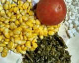 A picture of step 1 of Spinach corn sandwich.