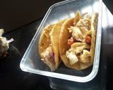 A picture of step 9 of Potato bread and scrambled eggs tacos.