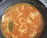 Foto del paso 4 de la receta: Pota o calamares en salsa