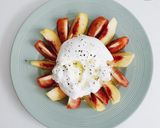 A picture of step 3 of Peach and Tomato Caprese Salad.