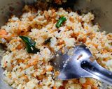 A picture of step 4 of Idly upma.