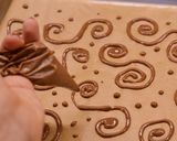 Nutellás-mézeskalácsfűszeres piskótatekercs recept fázis 4 fotója