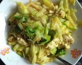 Foto del paso 3 de la receta: Tallarines de arroz con verduras y pollo aplv y amm