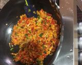 A picture of step 2 of Vegetable fried rice and shredded beef sauce.