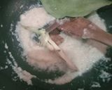 Foto langkah ke 2 dari resep Semur Daging Sapi dan Kentang.