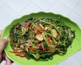 Foto langkah ke 4 dari resep Tumis kangkung.