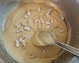 A picture of step 5 of Vanilla cake.