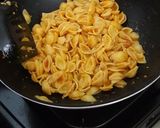 Foto langkah ke 4 dari resep Cocciolinni bolognese with grilled fish.