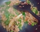 รูปขั้นตอนการทำที่ 3 ของ ผัดกะเพราหมูสับ,เส้นบุกสาหร่าย- คีโต