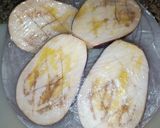 Foto del paso 1 de la receta: Berenjenas rellenas de carne picada de lomo y champiñones