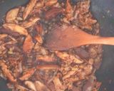Foto del paso 6 de la receta Wok de noodles con setas shiitake a la mantequilla