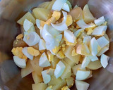 Foto del paso 6 de la receta: Ensalada básica de patatas con trozos de atún rojo en conservas