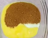 Foto langkah ke 2 dari resep Carrot cup cake.