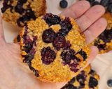 Foto del paso 4 de la receta: Galletas de avena y arándanos frescos 🫐