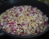 รูปขั้นตอนการทำที่ 1 ของ ลาบไก่ทรงเครื่อง (สูตรเจ็บจี๊ด)