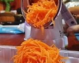 Foto del paso 1 de la receta: Queque de Kéfir y Zanahorias con Chispas de Chocolate