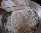 A picture of step 1 of Steamed Ground Pork with Daikon.