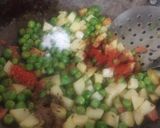 A picture of step 2 of Shahi pulao.