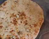 A picture of step 4 of Veggies Parathas.