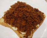 Foto langkah ke 3 dari resep Sandwich Telur Abon Klasik.
