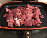A picture of step 1 of Pork Cayenne.